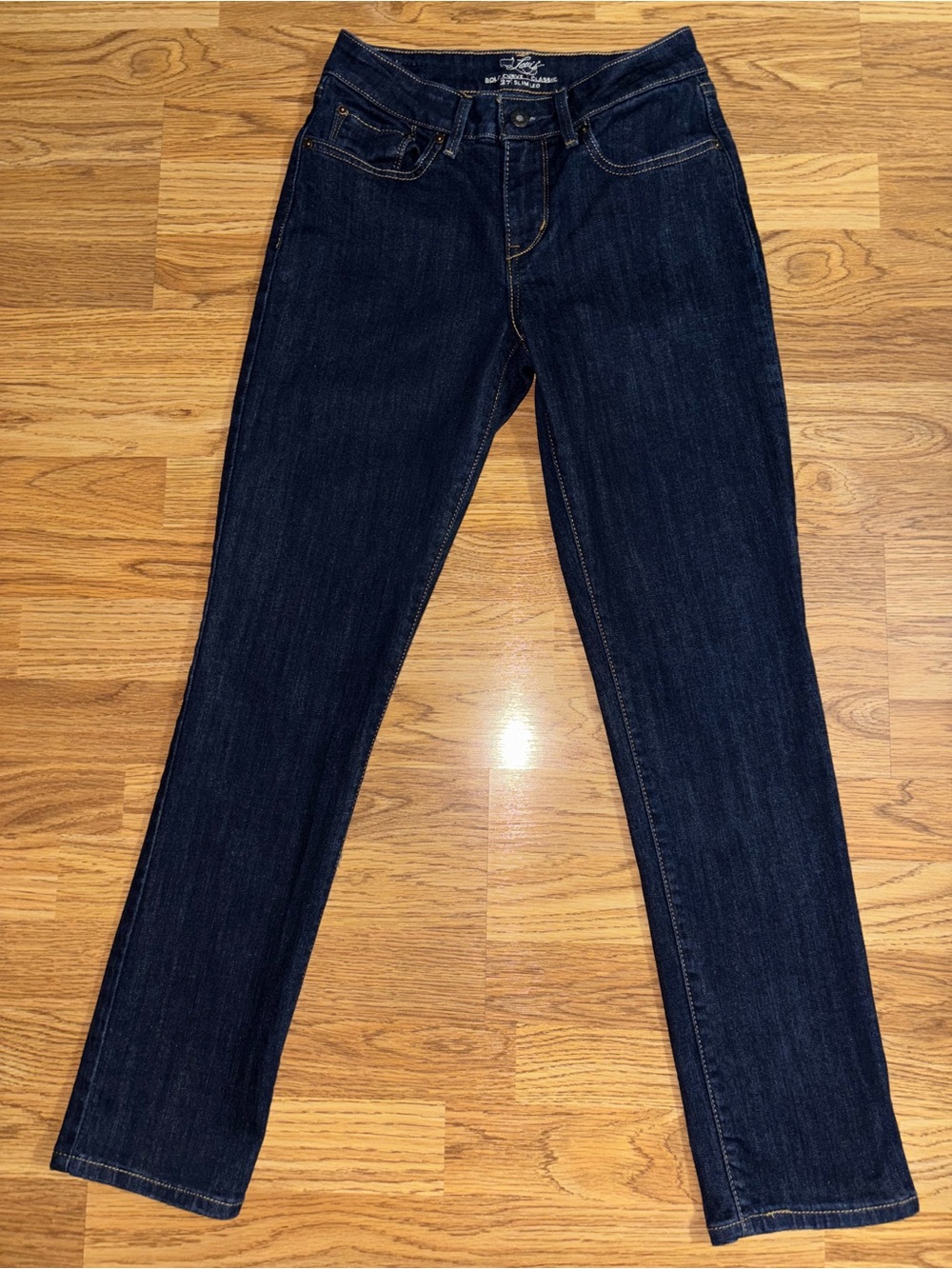 Levi’s Bold Curve Classic Slim Leo Women’s Size 4 S/C Waist 27 Length 29 Dark